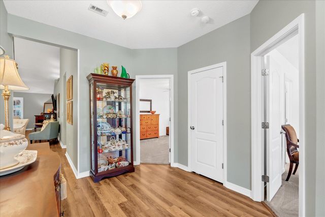 9418 Pouder Lane, Navarre, FL 32566