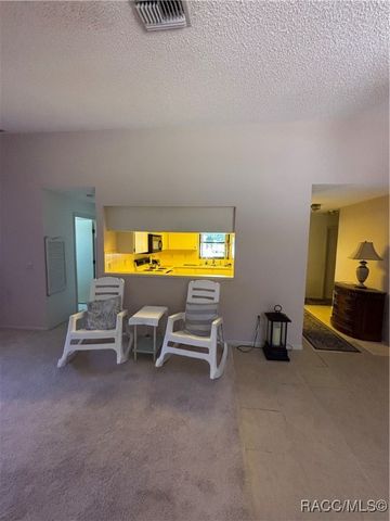 9439 W Marquette Lane, Crystal River, FL 34428