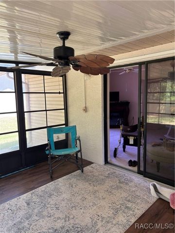 9439 W Marquette Lane, Crystal River, FL 34428