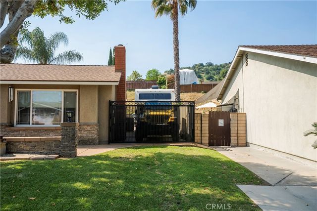 1634 Goldfield, Pomona, CA 91766