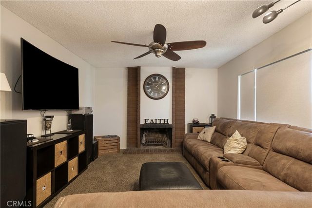 1634 Goldfield, Pomona, CA 91766