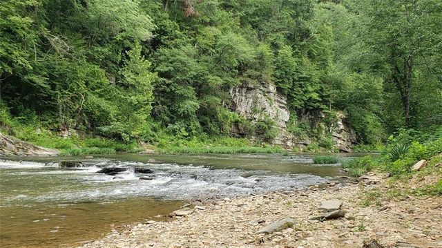 436 Meadow Lane, Talking Rock, GA 30175