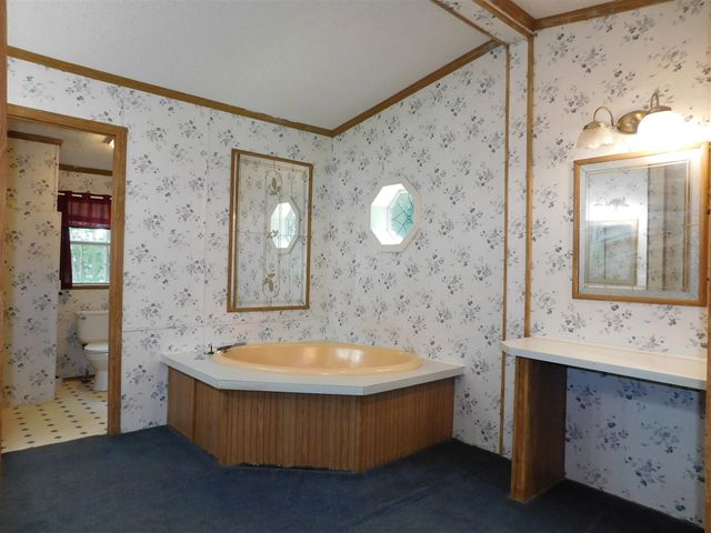 27134 Deerfield Lane, Edwardsburg, MI 49112