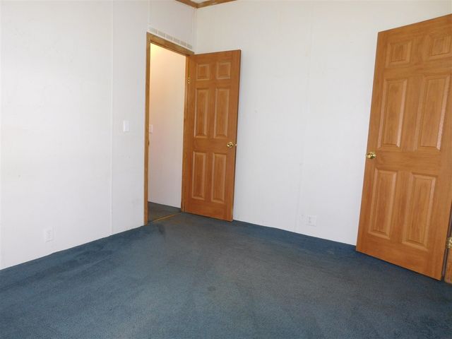 27134 Deerfield Lane, Edwardsburg, MI 49112