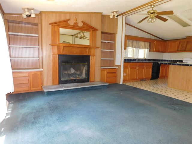 27134 Deerfield Lane, Edwardsburg, MI 49112