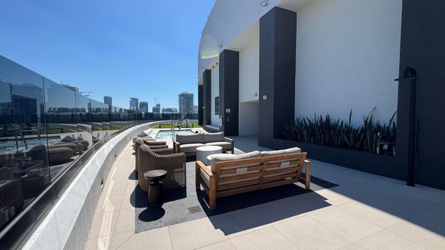 225 N Miami Avenue 3604, Miami, FL 33128