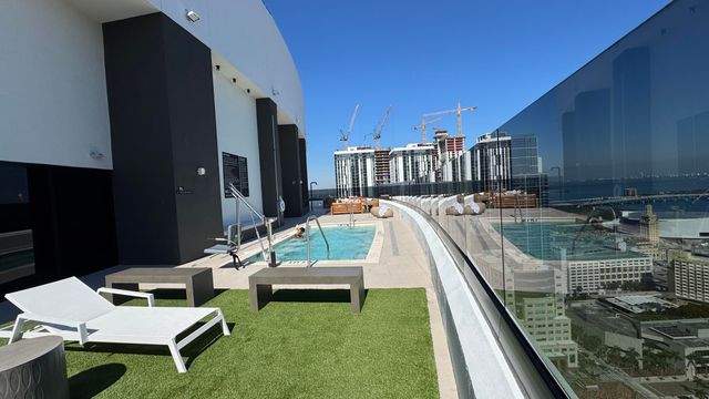 225 N Miami Avenue 3604, Miami, FL 33128