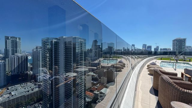 225 N Miami Avenue 3604, Miami, FL 33128