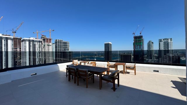 225 N Miami Avenue 3604, Miami, FL 33128