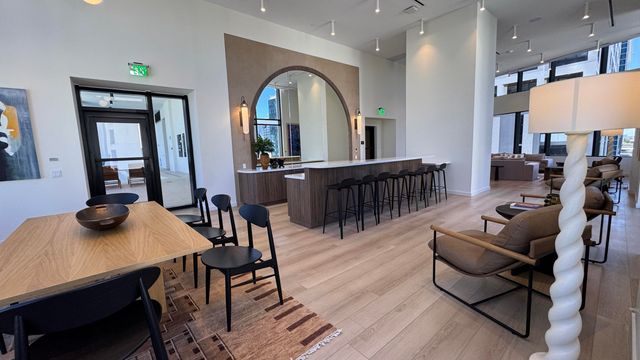 225 N Miami Avenue 3604, Miami, FL 33128