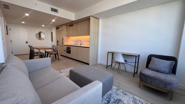 225 N Miami Avenue 3604, Miami, FL 33128