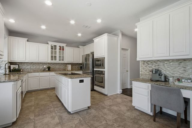 2706 Carterton Way, Flower Mound, TX 75022