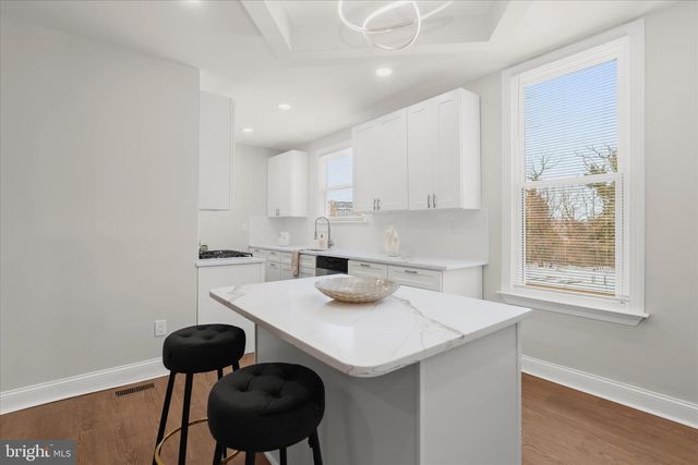 701 E 43RD ST, Baltimore, MD 21212