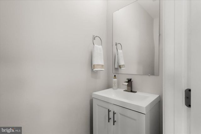 701 E 43RD ST, Baltimore, MD 21212