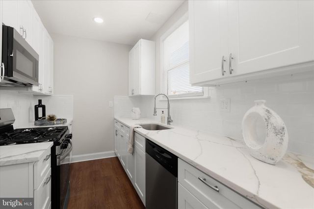 701 E 43RD ST, Baltimore, MD 21212