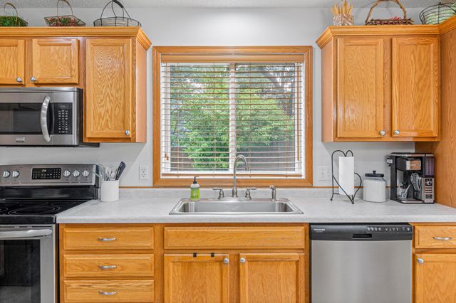 5831 157th Lane NW, Anoka, MN 55303