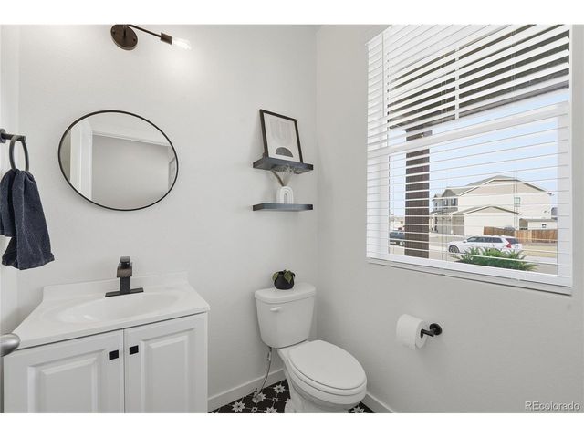 565 Twilight Ct, Fort Lupton, CO 80621