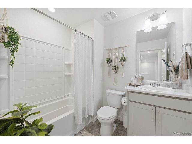565 Twilight Ct, Fort Lupton, CO 80621