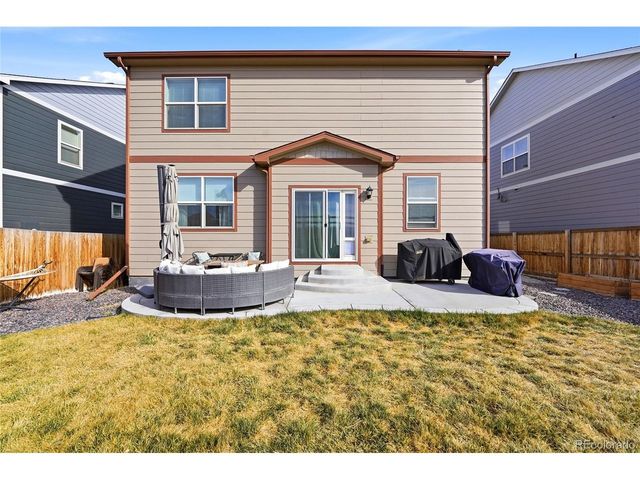 565 Twilight Ct, Fort Lupton, CO 80621