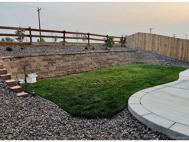 565 Twilight Ct, Fort Lupton, CO 80621