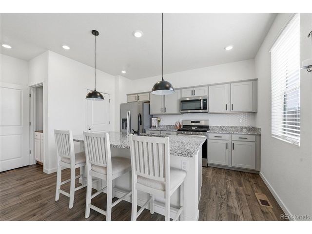 565 Twilight Ct, Fort Lupton, CO 80621