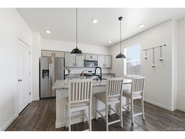 565 Twilight Ct, Fort Lupton, CO 80621
