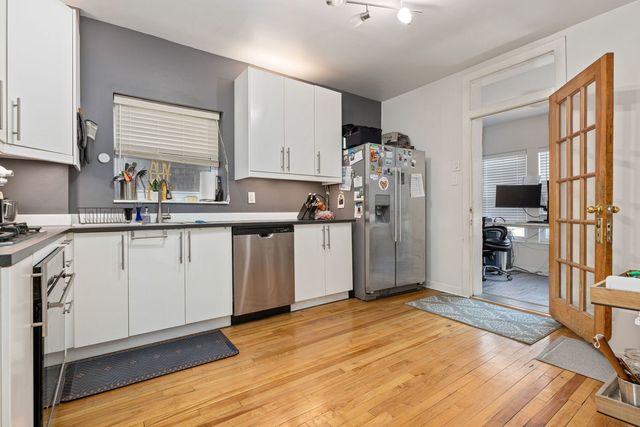 4139 N TROY Street, Chicago, IL 60618