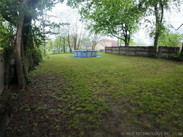 1868 N Owasso Avenue, Tulsa, OK 74106