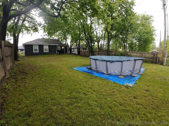 1868 N Owasso Avenue, Tulsa, OK 74106