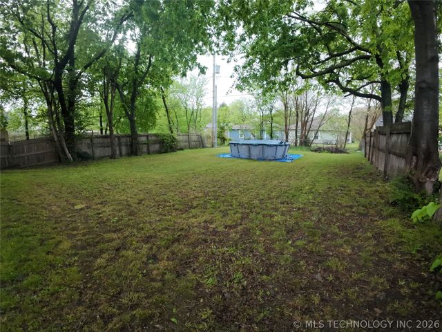 1868 N Owasso Avenue, Tulsa, OK 74106