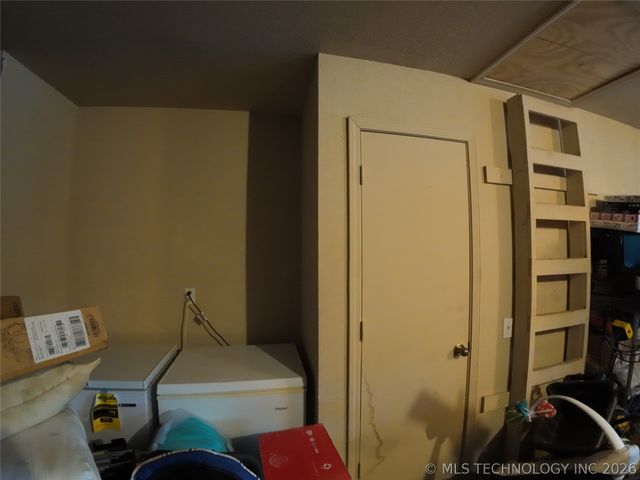 1868 N Owasso Avenue, Tulsa, OK 74106