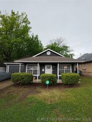 1868 N Owasso Avenue, Tulsa, OK 74106
