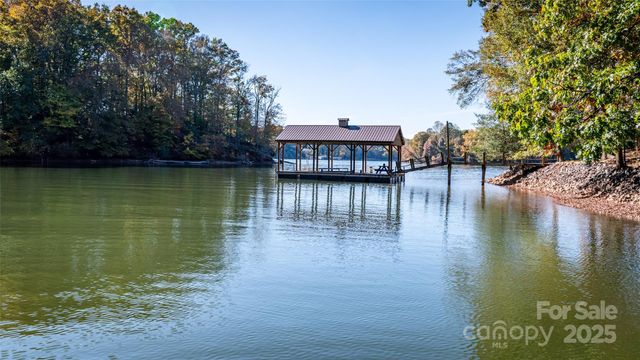 211 Loblolly Drive, Statesville, NC 28677