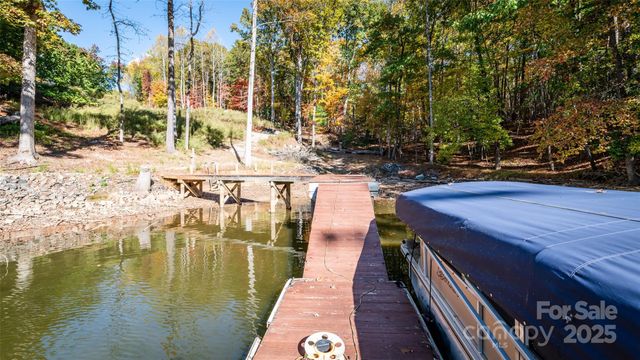 211 Loblolly Drive, Statesville, NC 28677