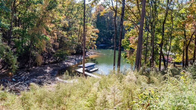 211 Loblolly Drive, Statesville, NC 28677