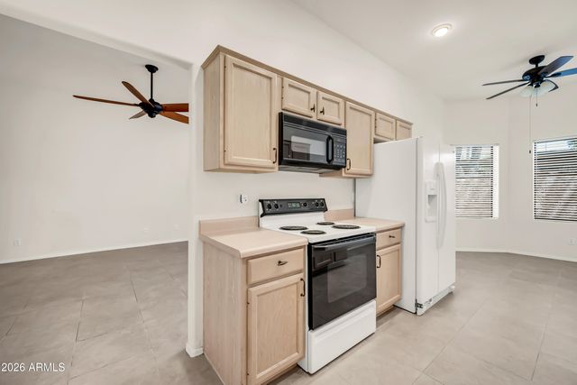 37204 N TRANQUIL Trail 24, Carefree, AZ 85377