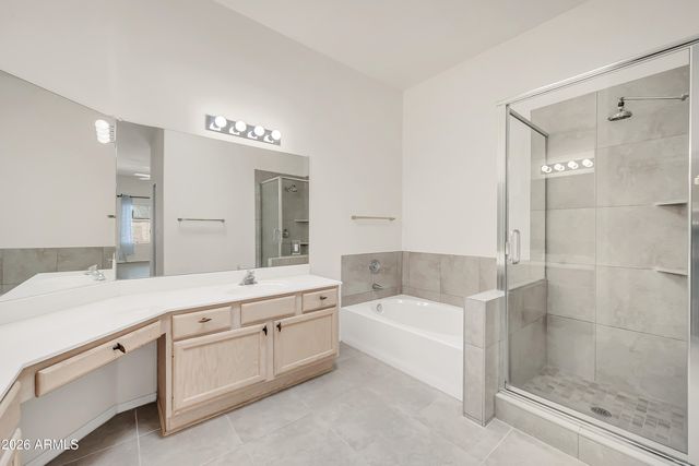 37204 N TRANQUIL Trail 24, Carefree, AZ 85377