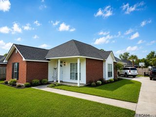 1221 E Worthey St, Gonzales, LA 70737