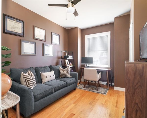 412 Meridian 3, Boston, MA 02128