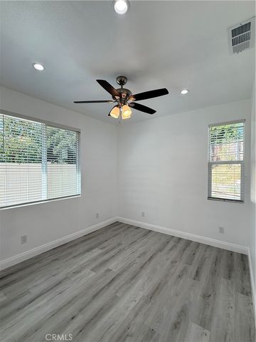 2199 Whitman Way 2, Corona, CA 92878