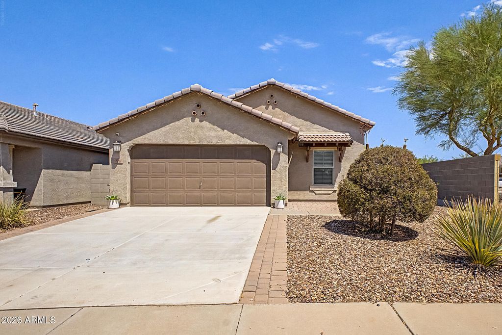 726 W JARDIN Drive, Casa Grande, AZ 85122 — exterior