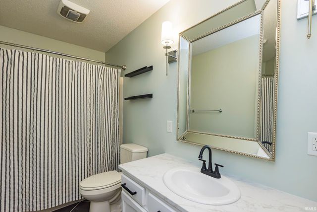 2304 N Moors Street, Muncie, IN 47304