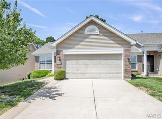 1721 Prestshire Drive, Fenton, MO 63026