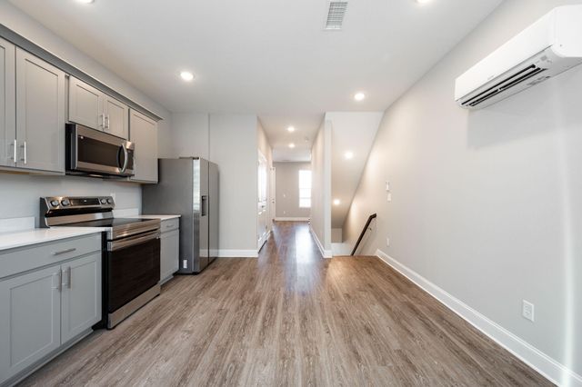 2360 E 18th Street, Chattanooga, TN 37404