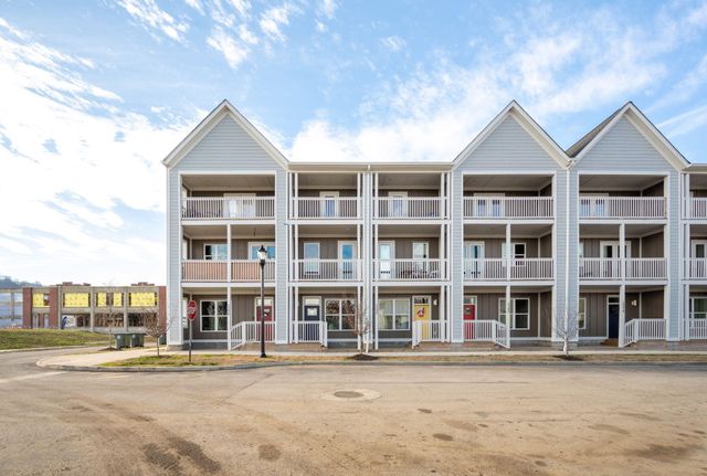 2360 E 18th Street, Chattanooga, TN 37404