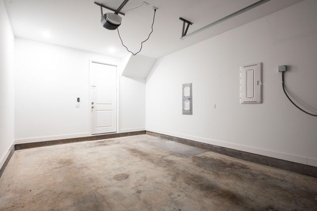 2360 E 18th Street, Chattanooga, TN 37404