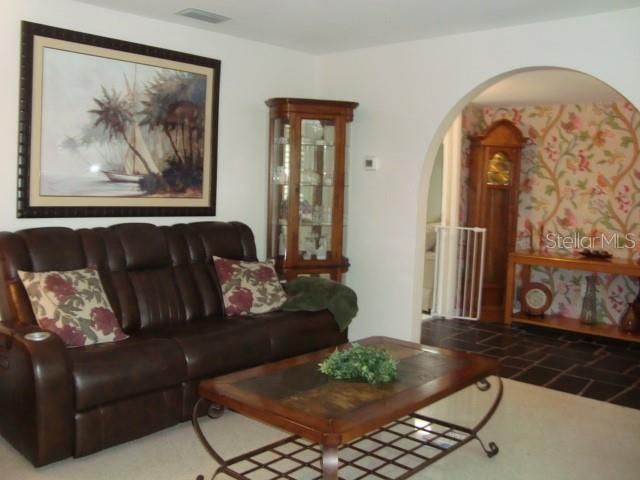 1 EASTWOOD LANE, Belleair, FL 33756