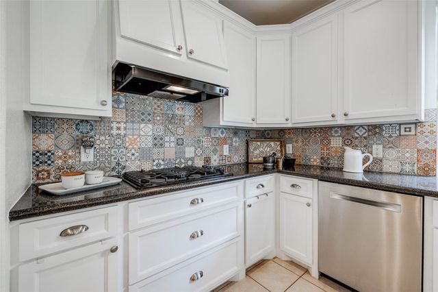 5722 Ballina Canyon Lane, Houston, TX 77041