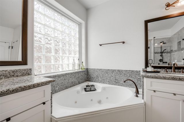 5722 Ballina Canyon Lane, Houston, TX 77041