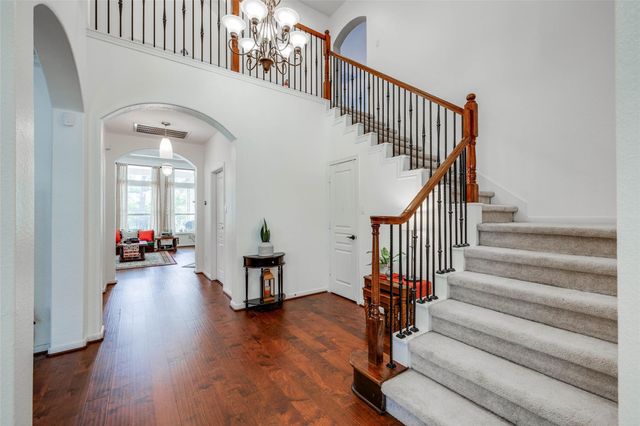 5722 Ballina Canyon Lane, Houston, TX 77041